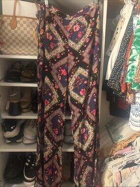 Tigerlily Floral Geometric Wide-Leg Pants in Black and Purple